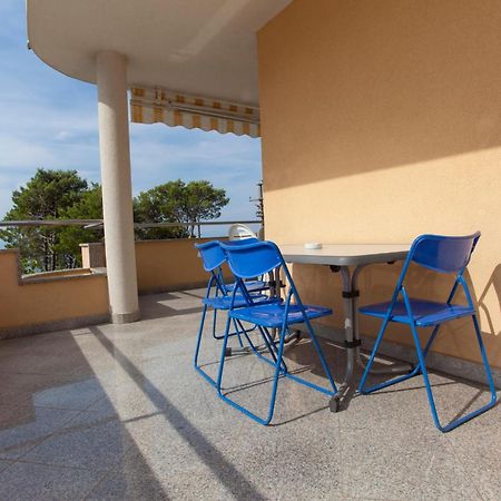 Apartments Damjanovic Makarska Rum bild