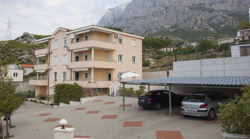 Apartments Damjanovic Makarska Exteriör bild