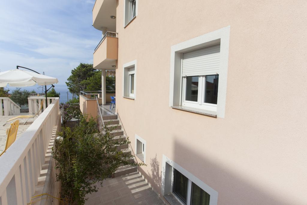 Apartments Damjanovic Makarska Exteriör bild